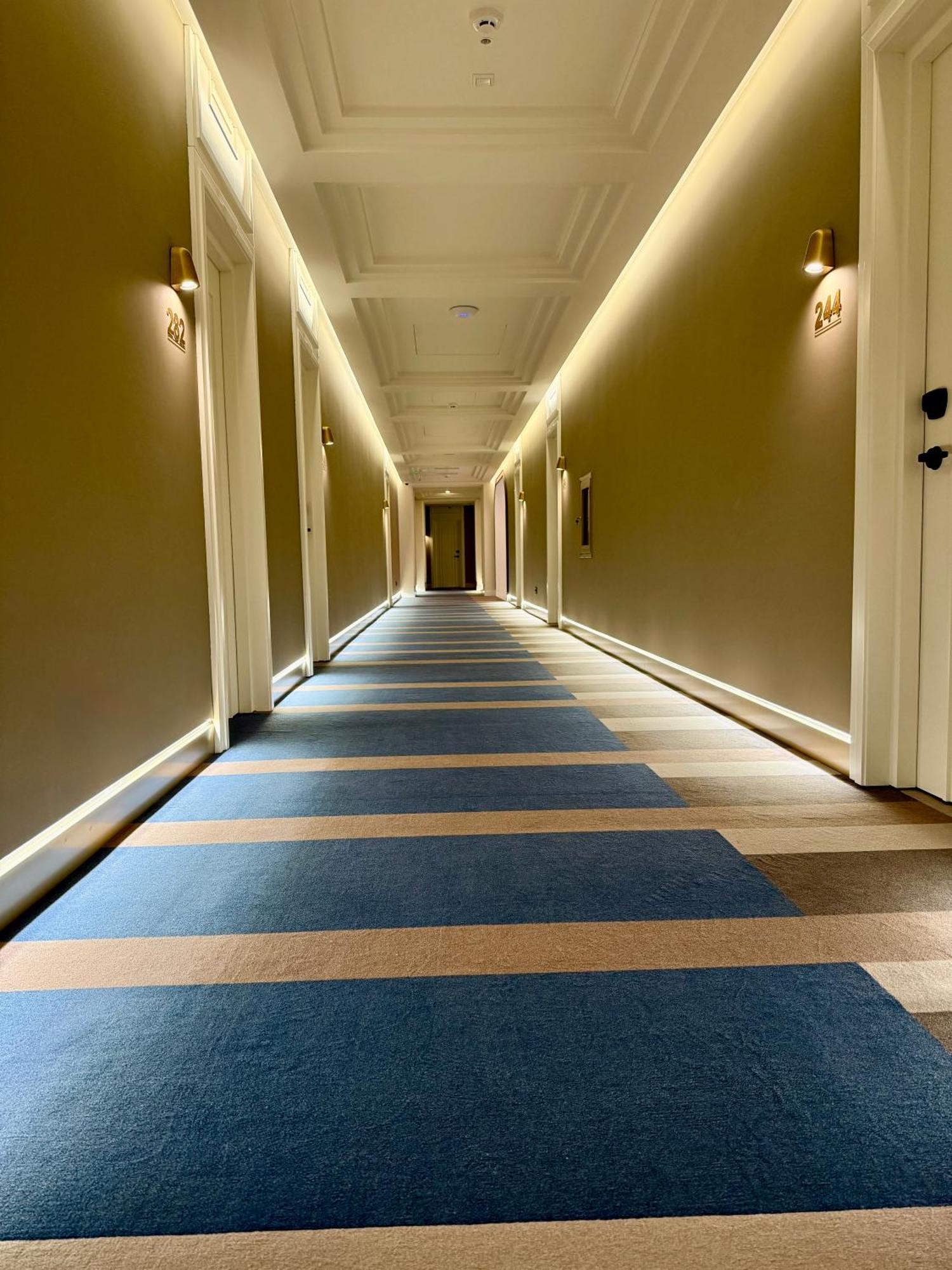 Armenia Hotel Джермук Экстерьер фото