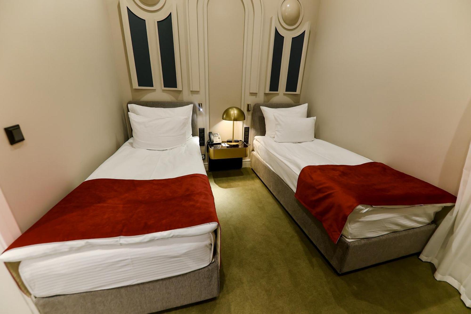Armenia Hotel Джермук Экстерьер фото